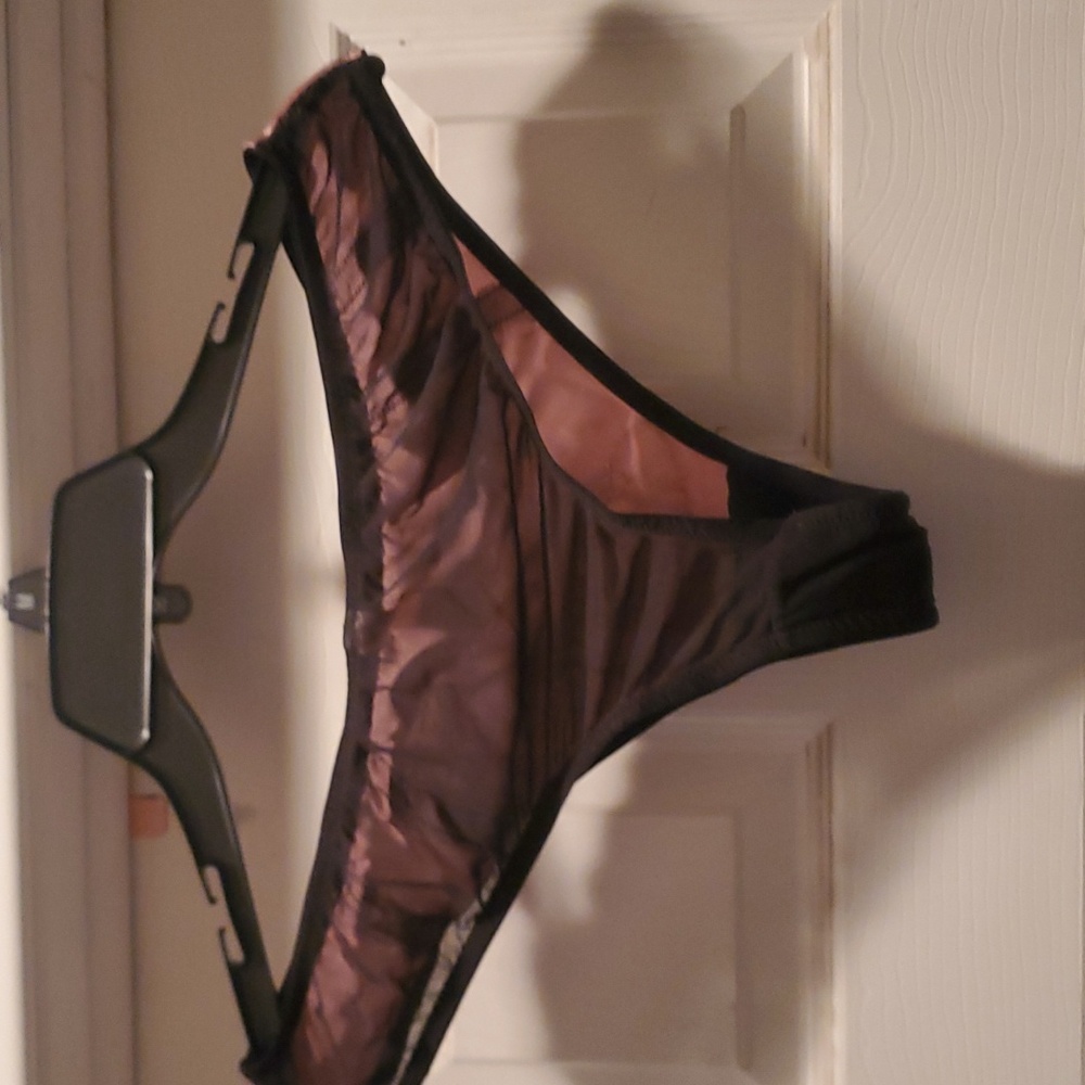 Lace Bra - Picture 5 of 6